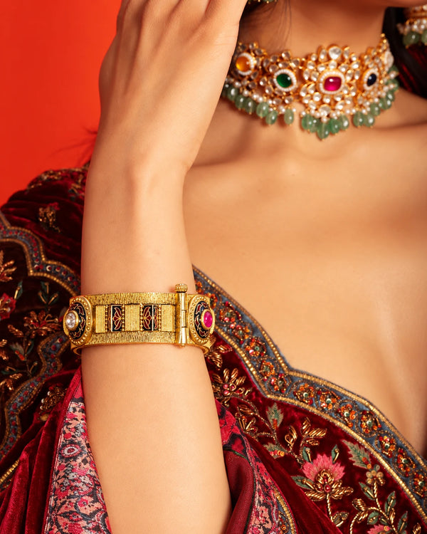 Riyasat Meenakari Kadas