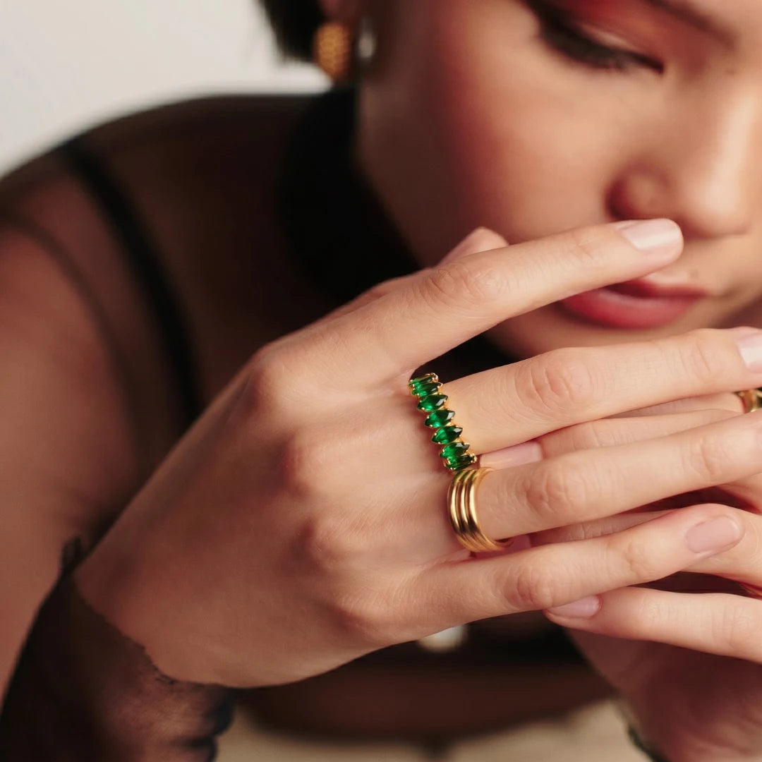 Emerald Green Crown Ring