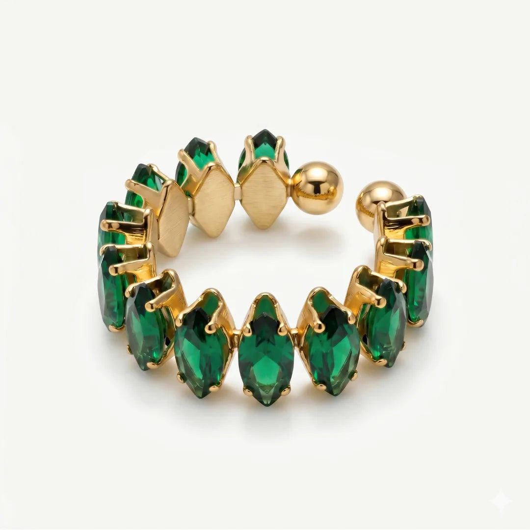 Emerald Green Crown Ring – waterproof statement ring for women, emerald-green marquise stones in a crown setting, anti-tarnish 18K gold PVD | Priskel Jewellery