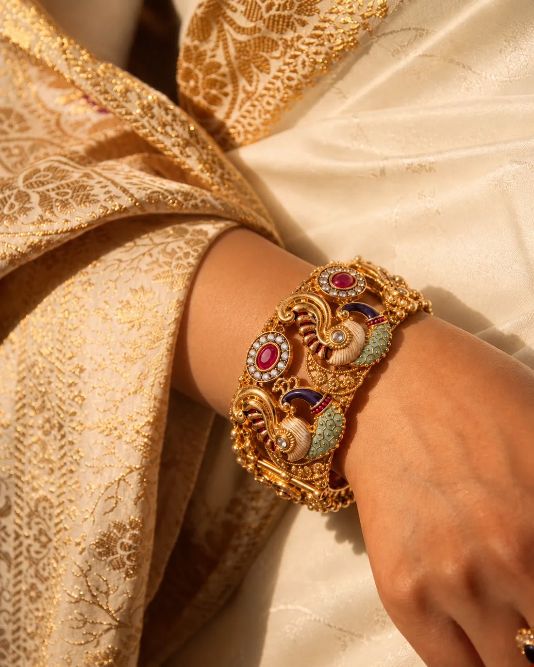 Kalapi Peacock Kada