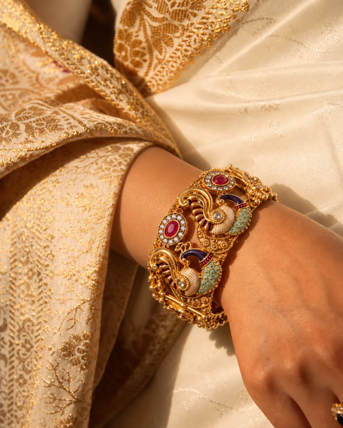 Kalapi Peacock Kada
