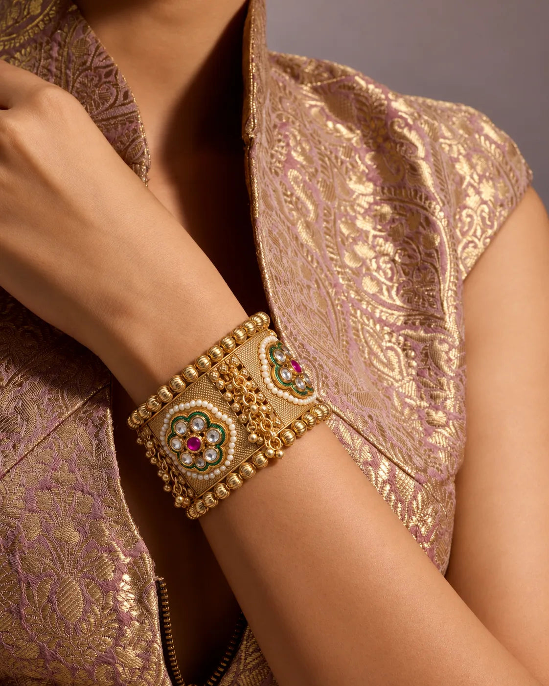 Jharokha Kundan Cuff