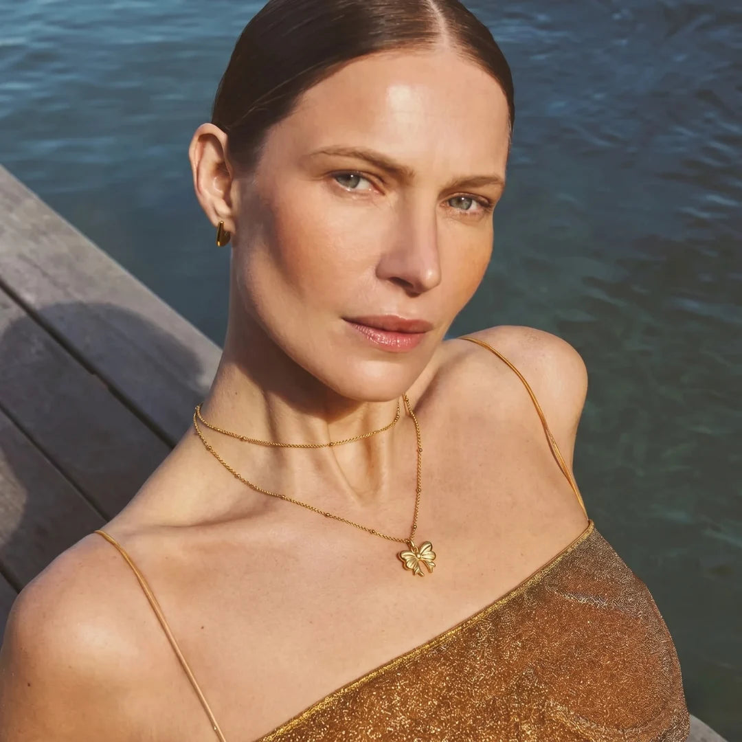 Golden Bow Necklace